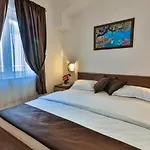 Sunny Villa Calia
