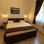 Sunny Villa Calia