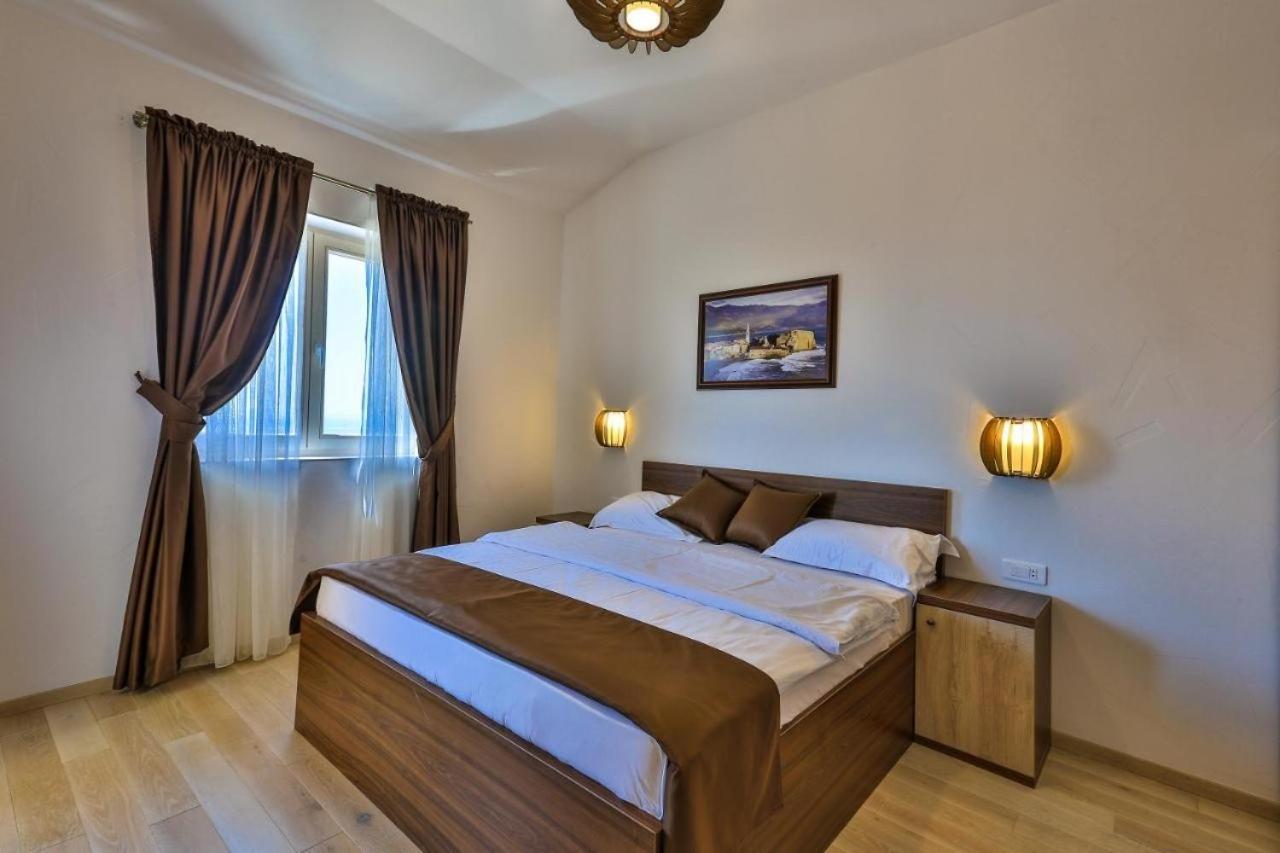 Sunny Calia Villa Budva
